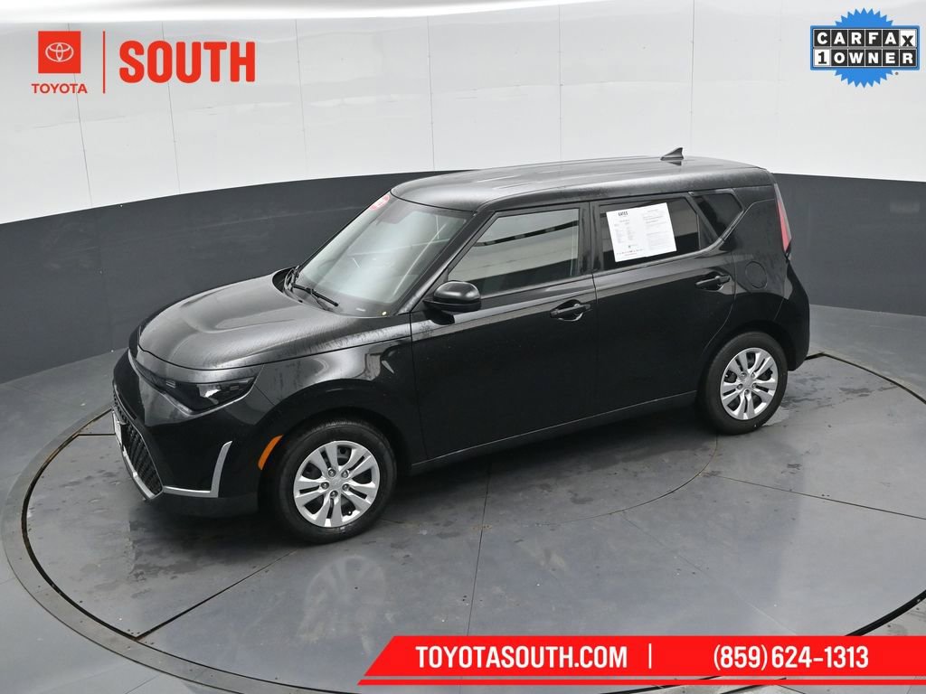 Used 2023 Kia Soul LX image 46