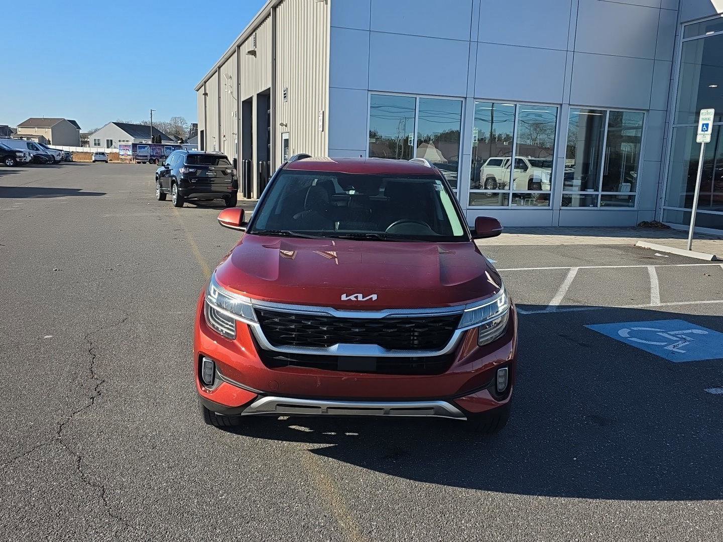 Used 2023 Kia Seltos SX image 7