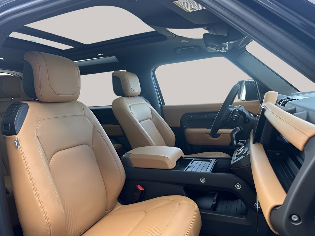 New 2024 Land Rover Defender 90 V8 image 14