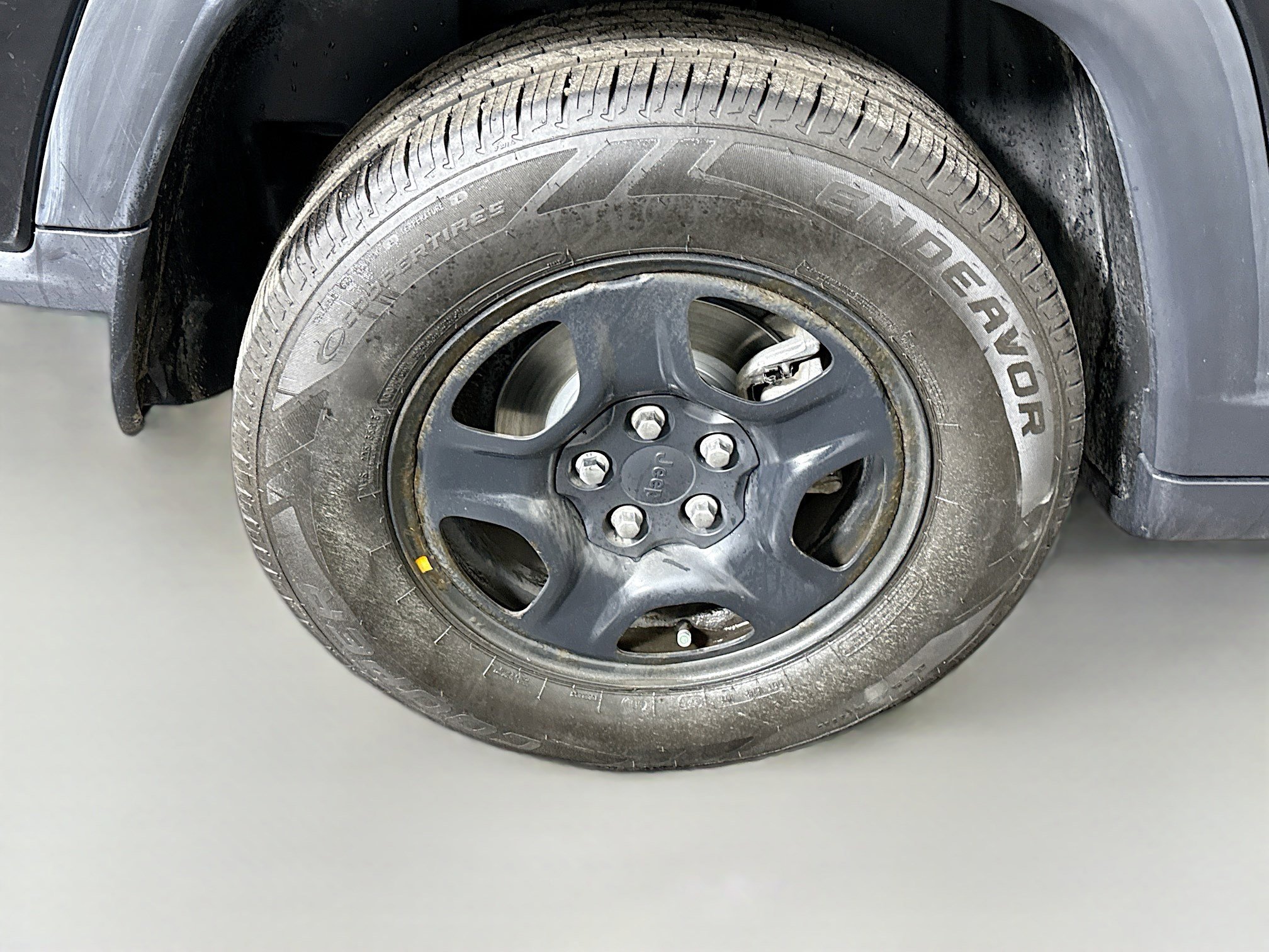 Used 2020 Jeep Compass Sport image 33