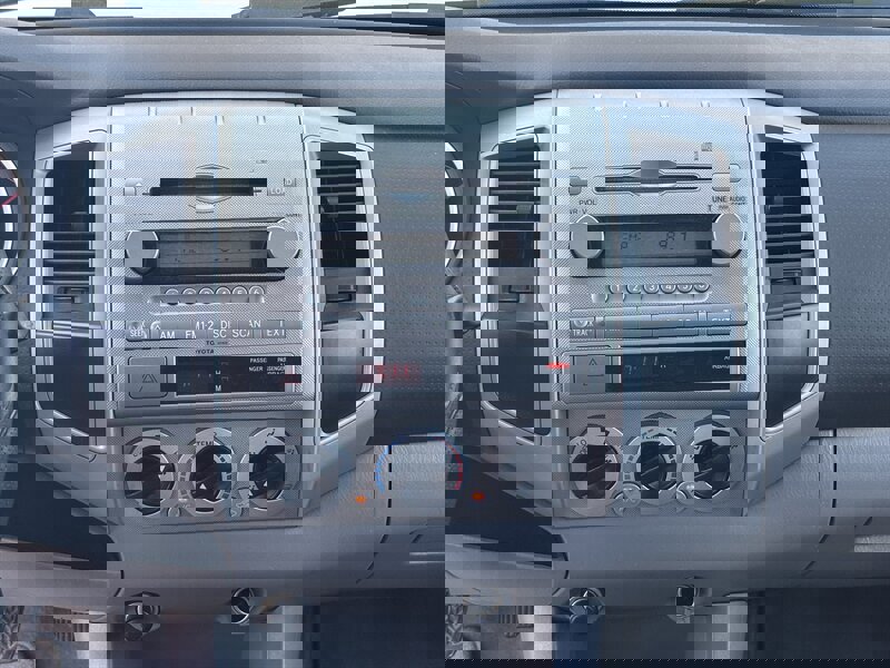 Used 2006 Toyota Tacoma PreRunner image 14