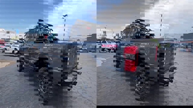 New 2025 Ford F250 Lariat w/ Lariat Ultimate Package image 5