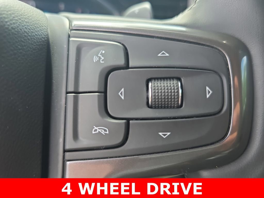 Used 2024 Chevrolet Silverado 1500 High Country w/ High Country Premium Package image 17