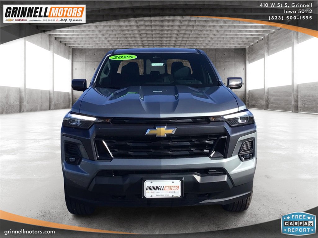 Used 2025 Chevrolet Colorado LT w/ LT Convenience Package image 2