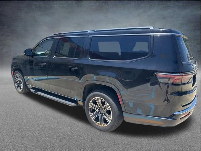 Used 2024 Jeep Wagoneer L Series II RWD image 3