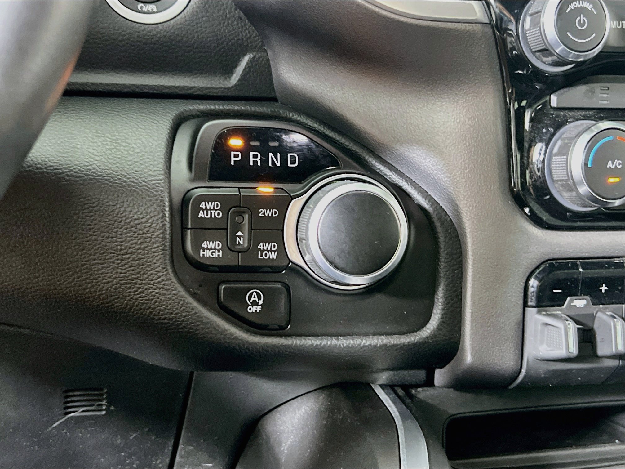 Used 2023 RAM 1500 Big Horn AWD/4WD image 17