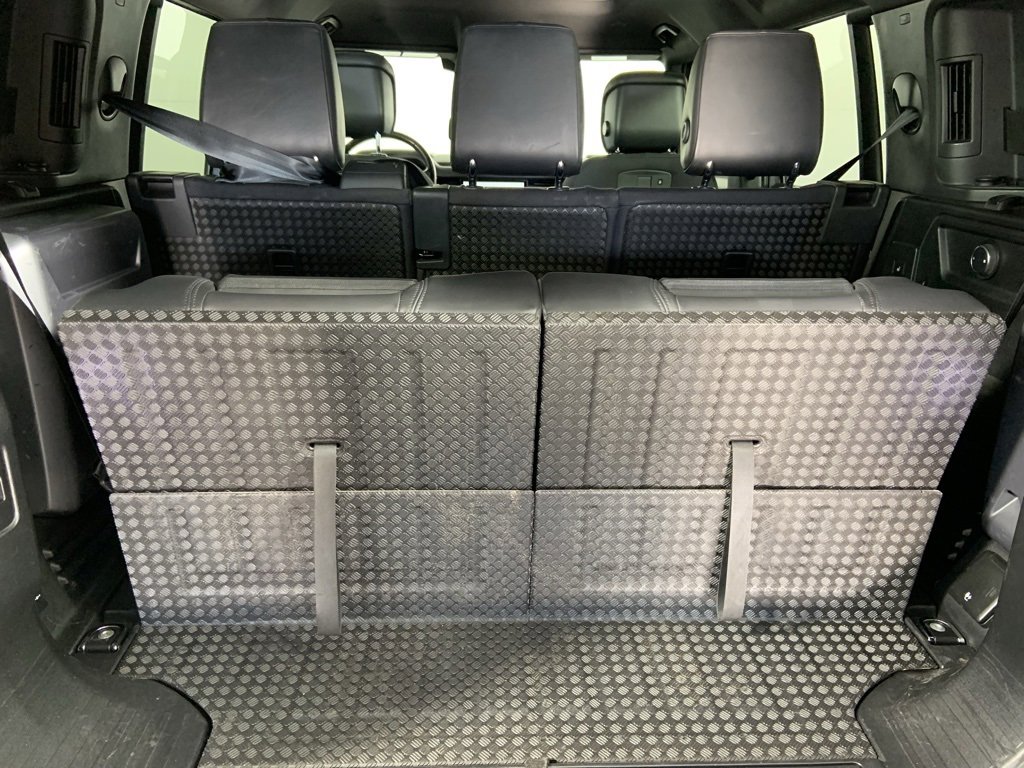 Used 2020 Land Rover Defender 110 X image 11