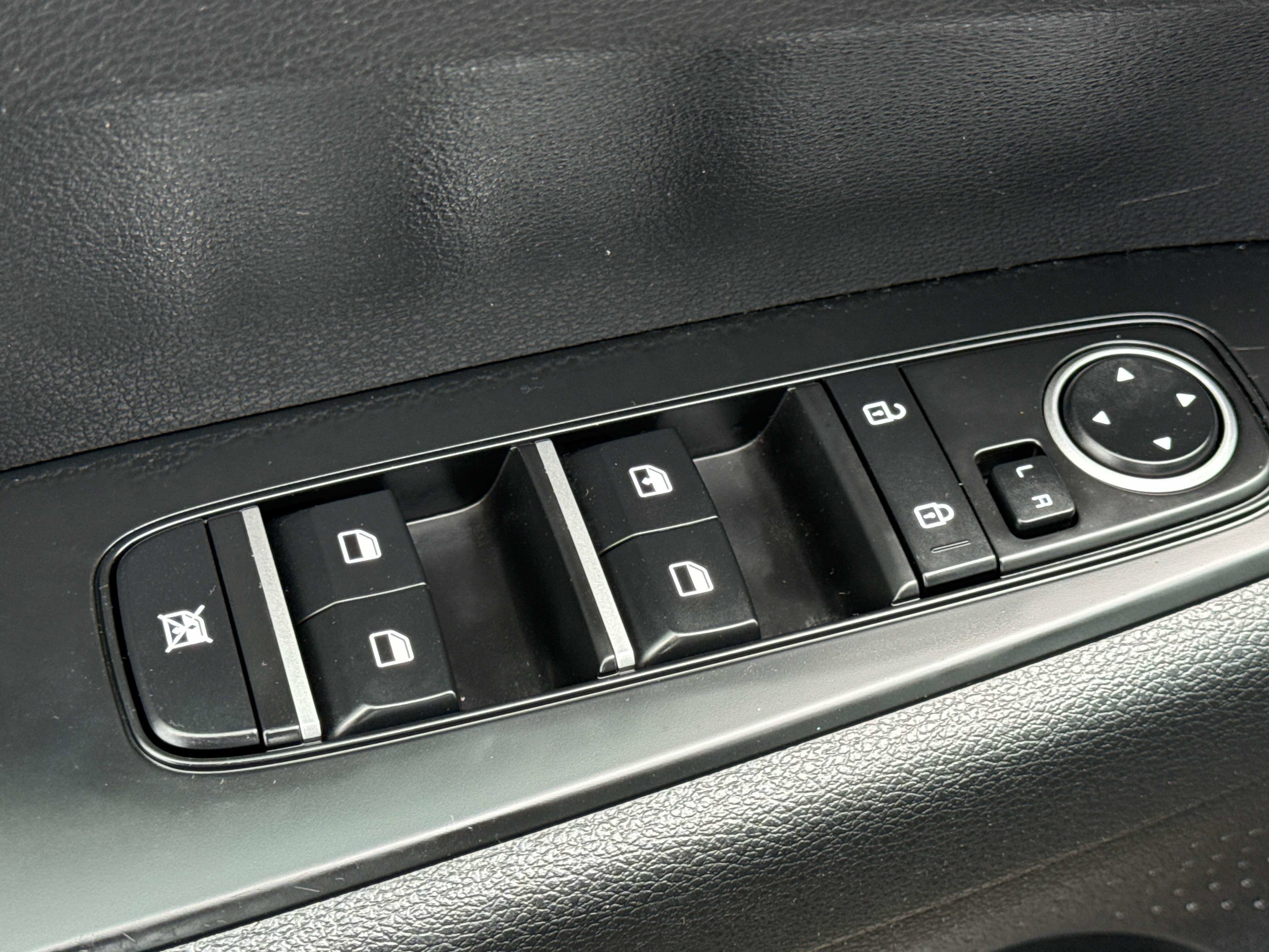 Used 2023 Kia Forte LXS w/ LXS Technology Package FWD image 26