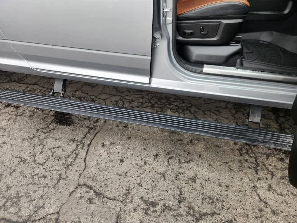 Used 2022 RAM 3500 Limited image 11