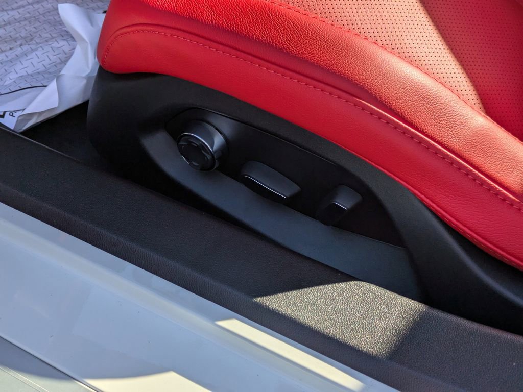 New 2025 Chevrolet Corvette E-Ray image 48