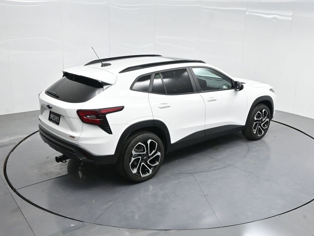 Used 2024 Chevrolet Trax RS w/ Sunroof Package image 49