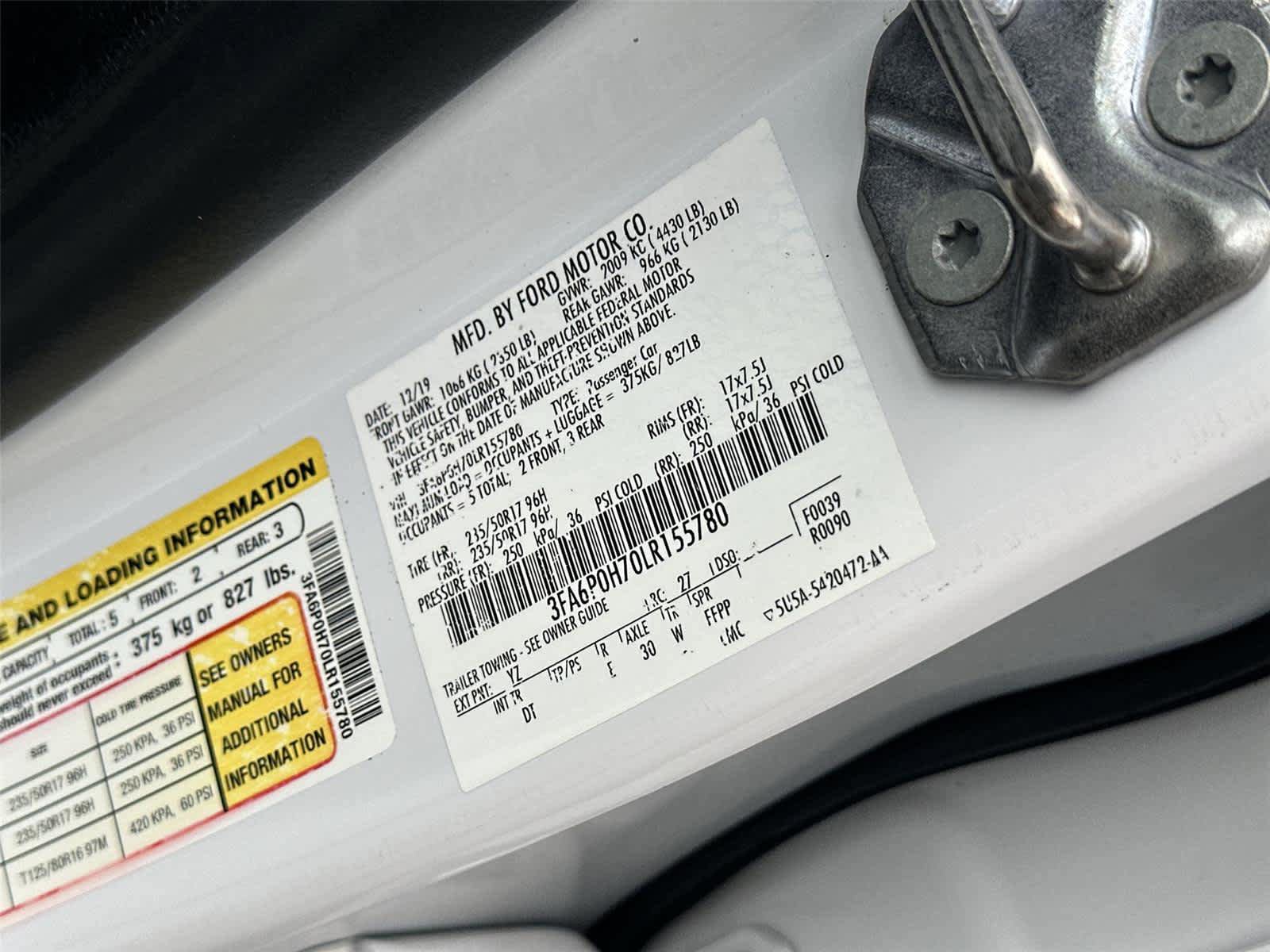 Used 2020 Ford Fusion SE FWD image 22