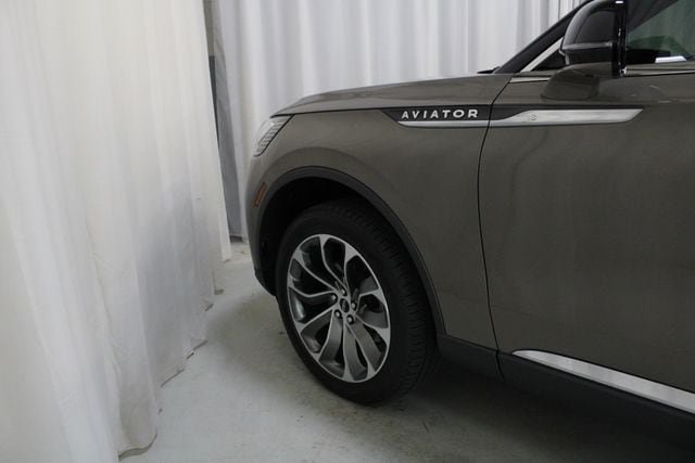 New 2026 Lincoln Aviator Reserve AWD/4WD image 31