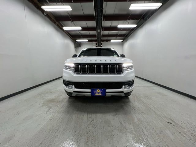 Used 2023 Jeep Wagoneer Series II w/ Premium Group I AWD/4WD image 3