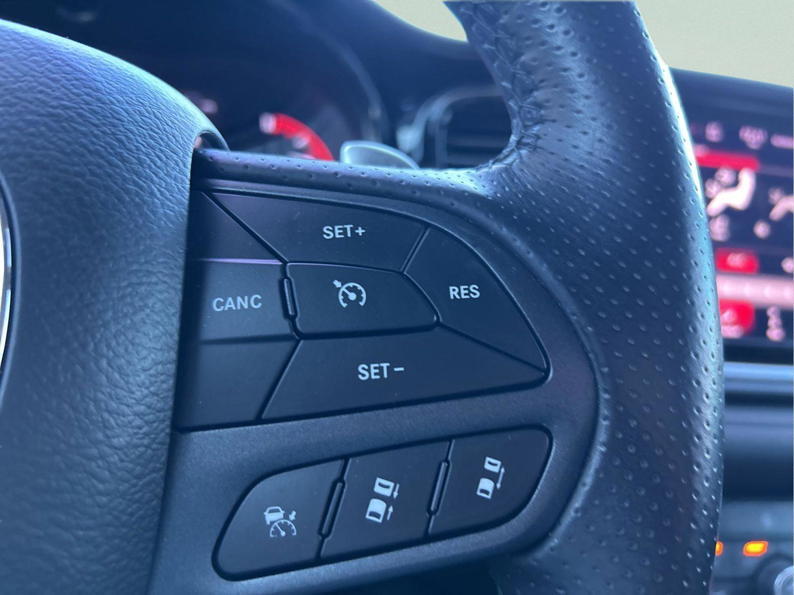 Certified 2022 Dodge Durango R/T image 16