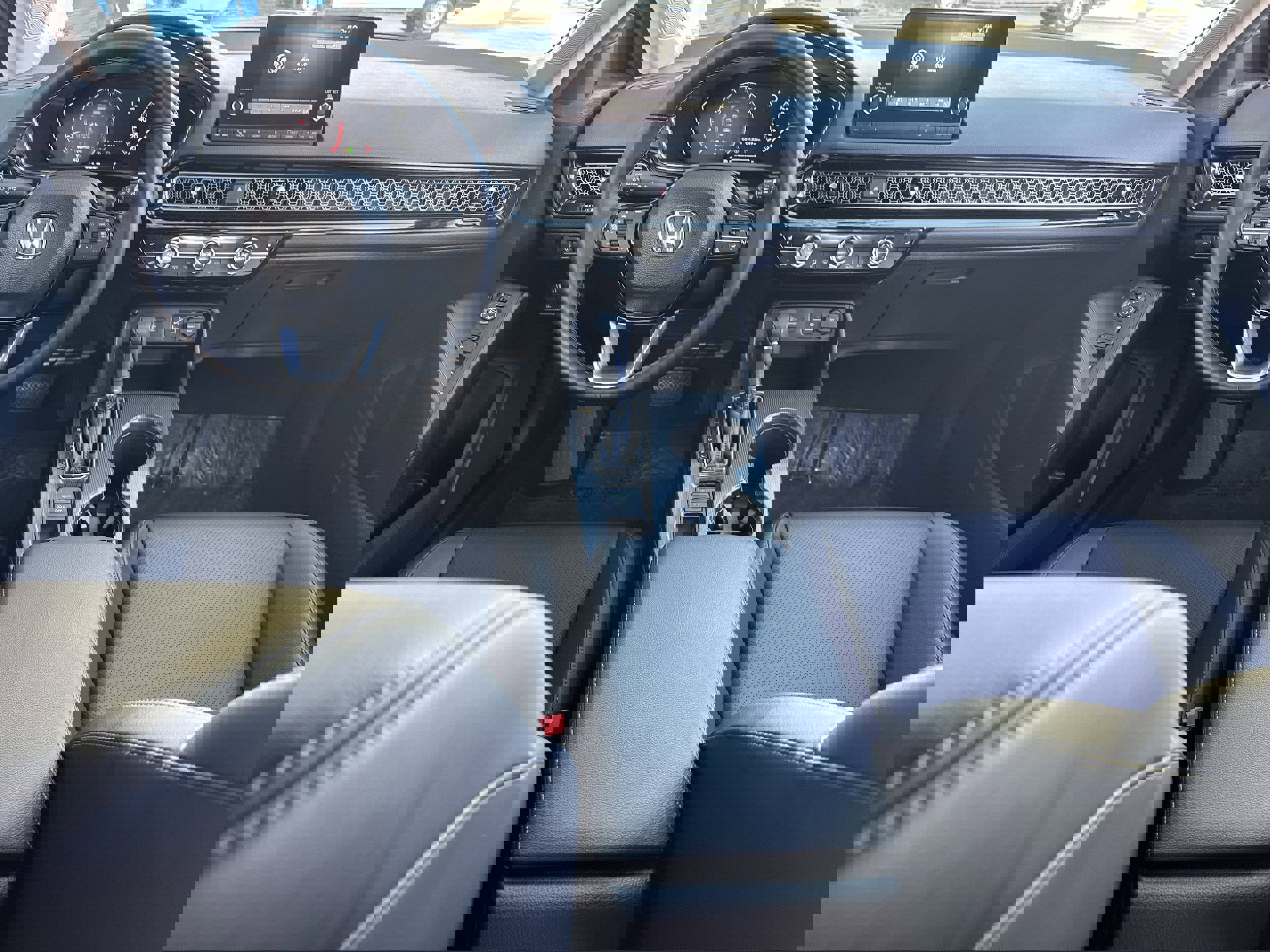 Used 2024 Honda Civic EX-L image 16