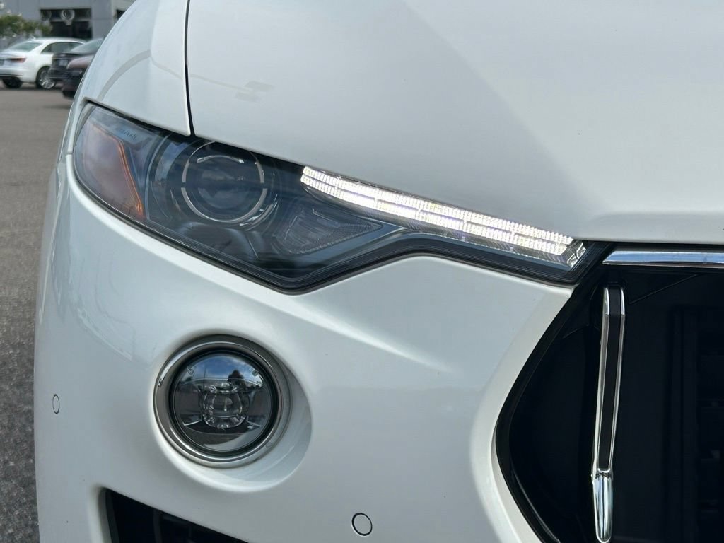 Used 2023 Maserati Levante GT AWD/4WD image 45