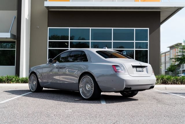 Used 2024 Rolls-Royce Ghost Black Badge AWD/4WD image 5