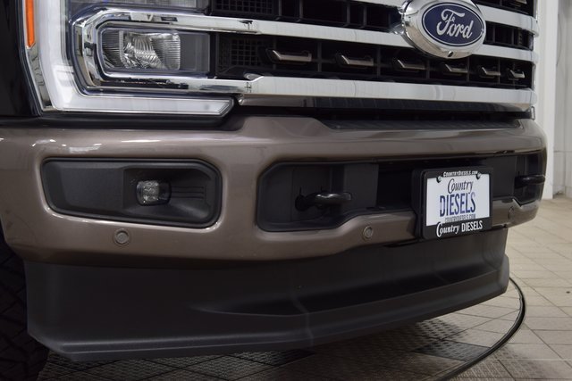 Used 2023 Ford F250 King Ranch image 11