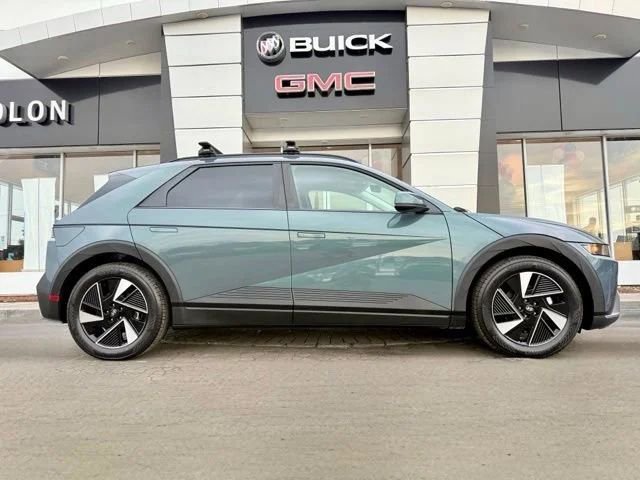 Used 2026 Hyundai Ioniq 5 SE image 1