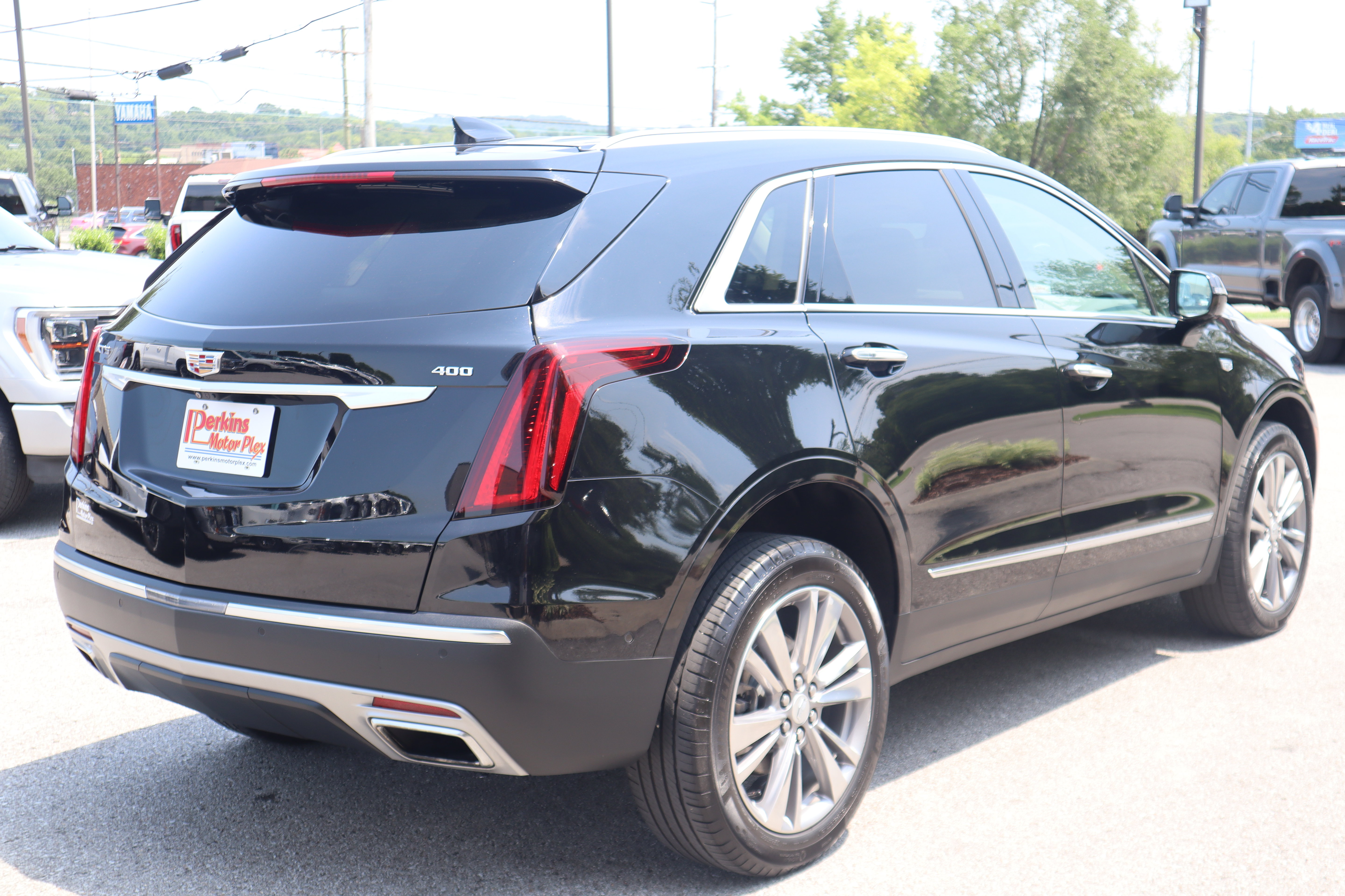 Used 2024 Cadillac XT5 Premium Luxury w/ Technology Package FWD image 7