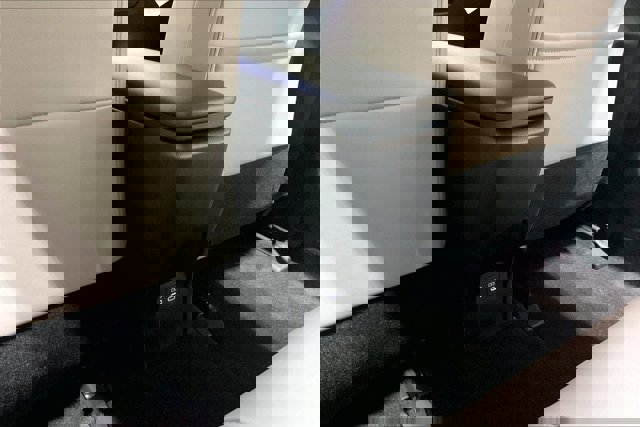 New 2026 Toyota Prius XLE image 17