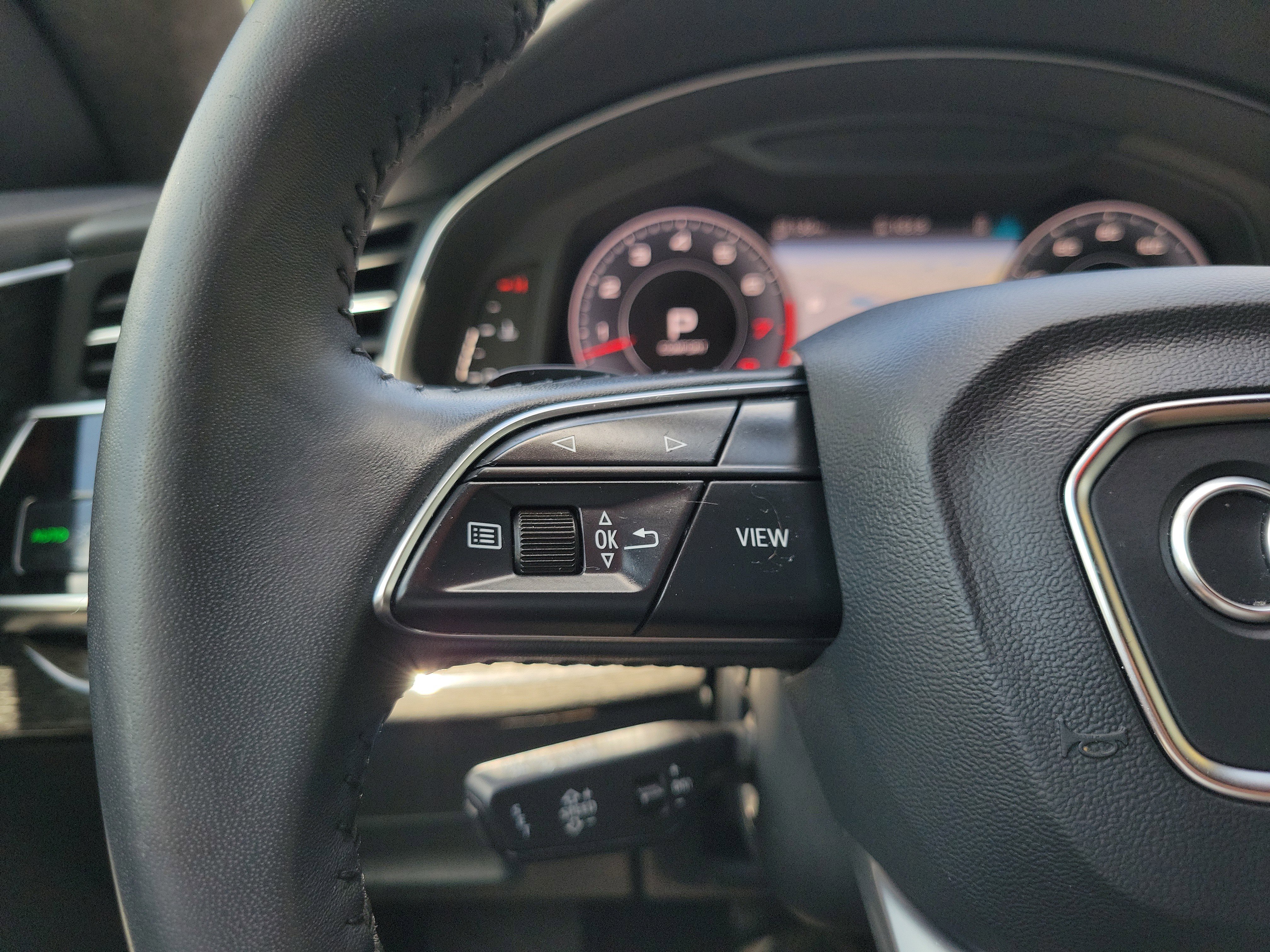 Used 2019 Audi Q8 Prestige w/ Luxury Package AWD/4WD image 28