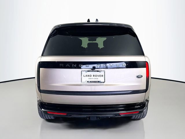 Used 2023 Land Rover Range Rover Autobiography image 6