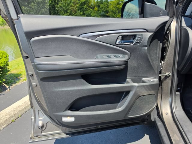 Used 2023 Honda Ridgeline RTL-E image 21