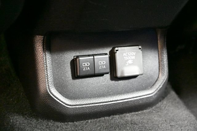 Used 2021 Toyota Highlander Limited AWD/4WD image 61