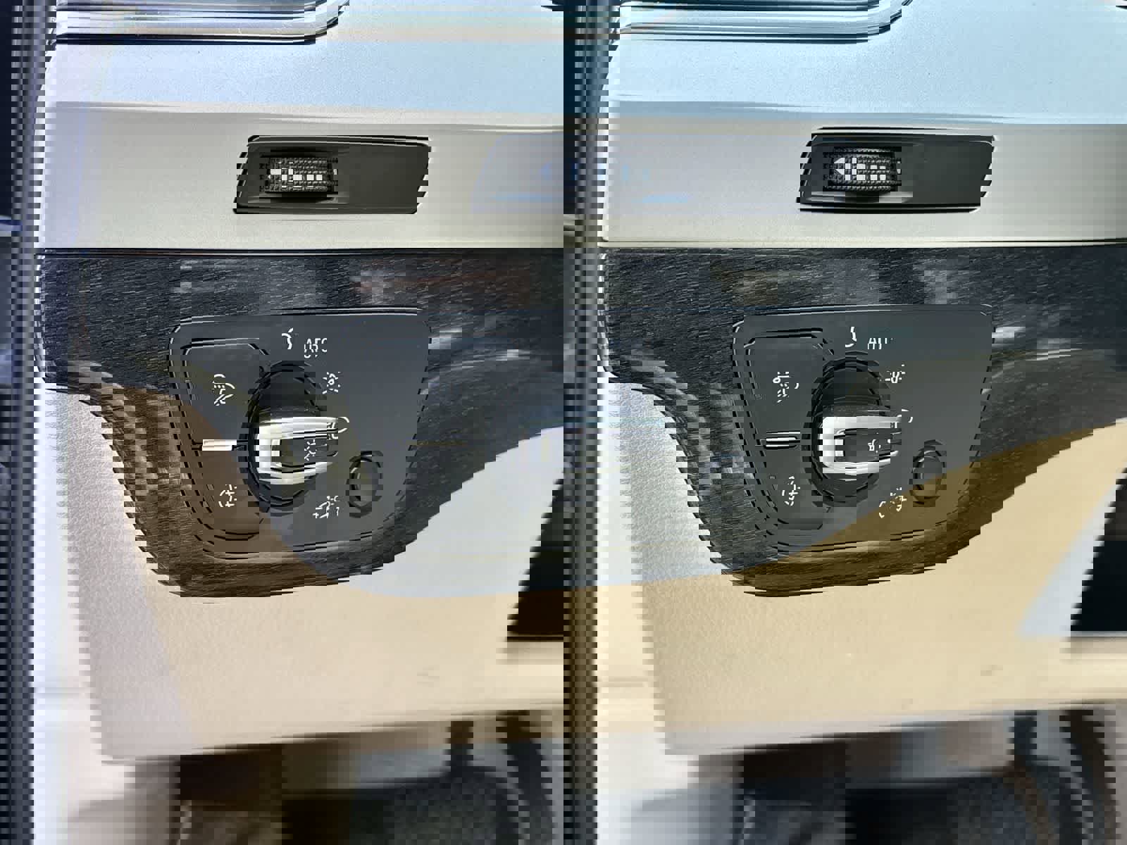 Used 2019 Audi Q7 2.0T Premium w/ Convenience Package AWD/4WD image 10