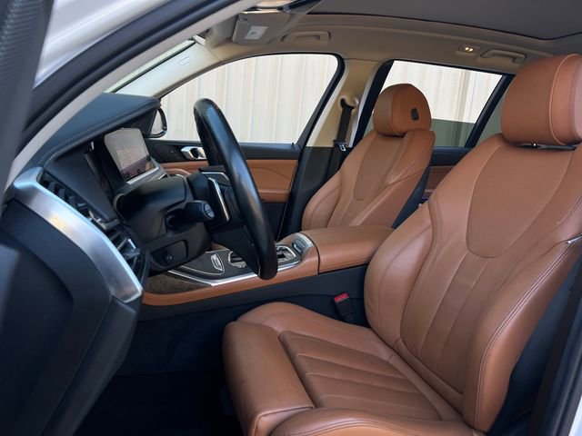 Used 2019 BMW X7 xDrive40i w/ Premium Package image 14