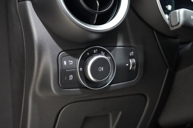 New 2025 Alfa Romeo Stelvio Sprint image 20