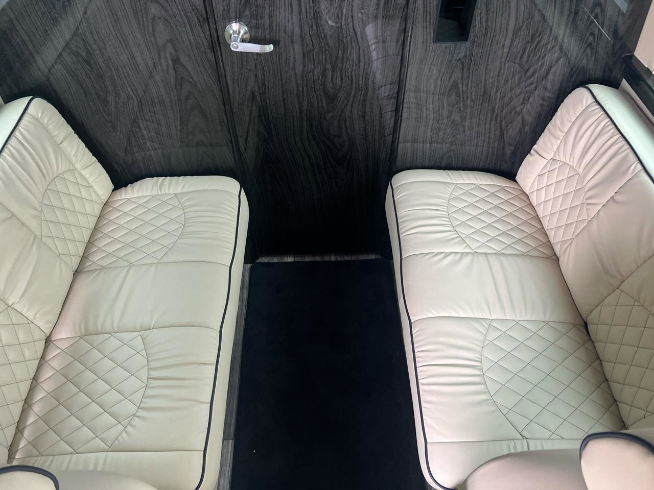 Used 2020 Mercedes-Benz Sprinter 3500 image 18
