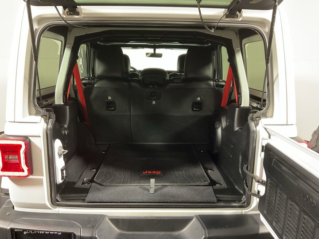 Used 2020 Jeep Wrangler Unlimited Rubicon w/ Quick Order Package 28Y Recon image 16