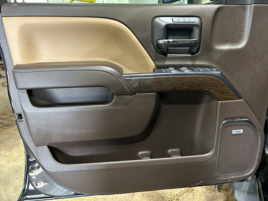 Used 2017 GMC Sierra 2500 Denali AWD/4WD image 15