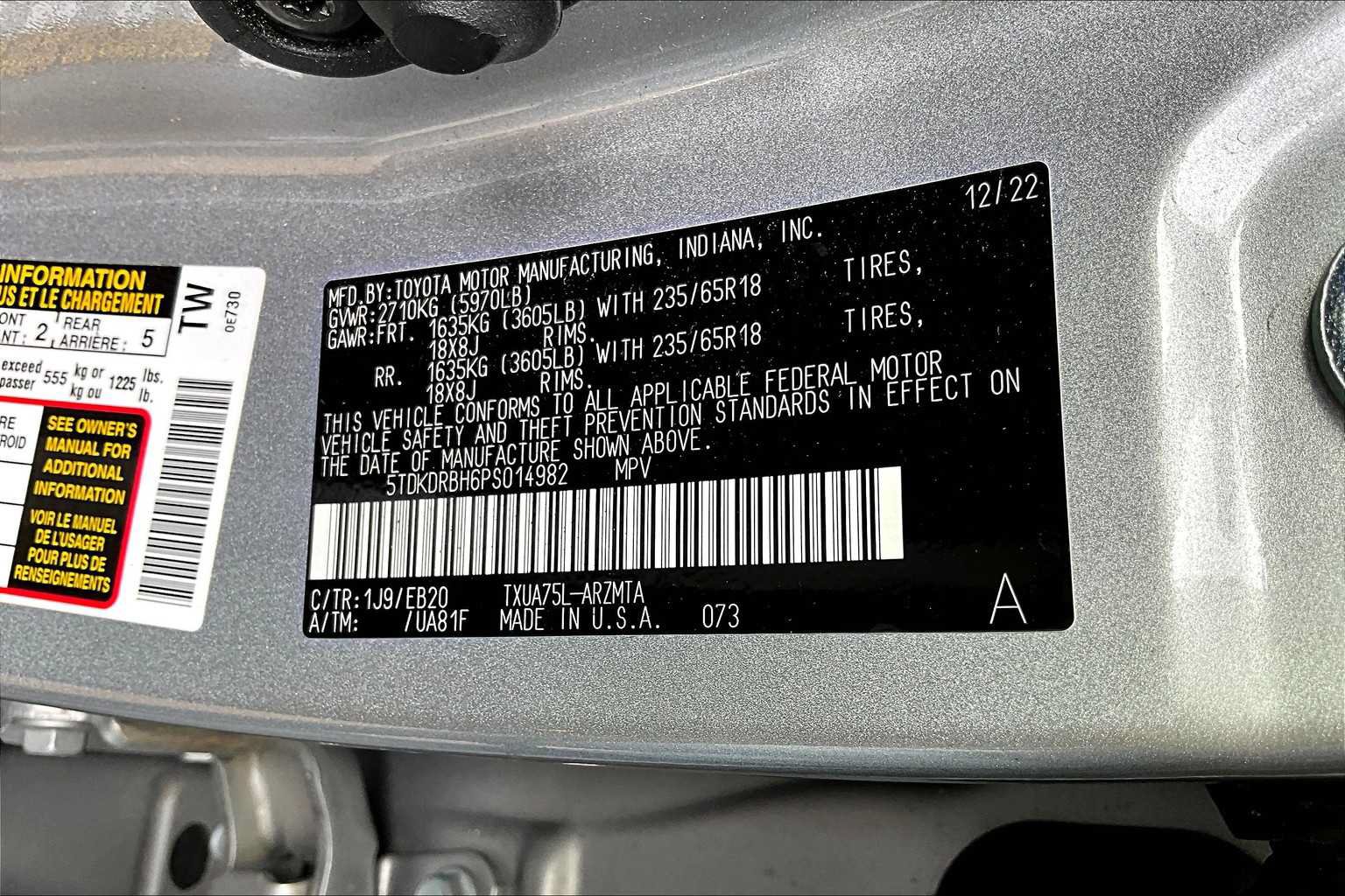 Used 2023 Toyota Highlander XLE AWD/4WD image 32