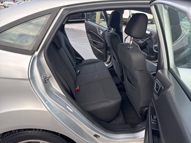 Used 2016 Ford Fiesta SE w/ Cold Weather Package image 12