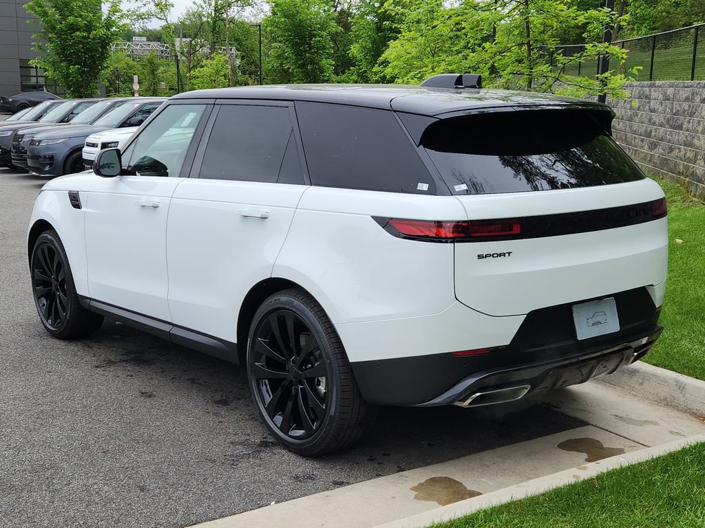 New 2026 Land Rover Range Rover Sport SE AWD/4WD image 12