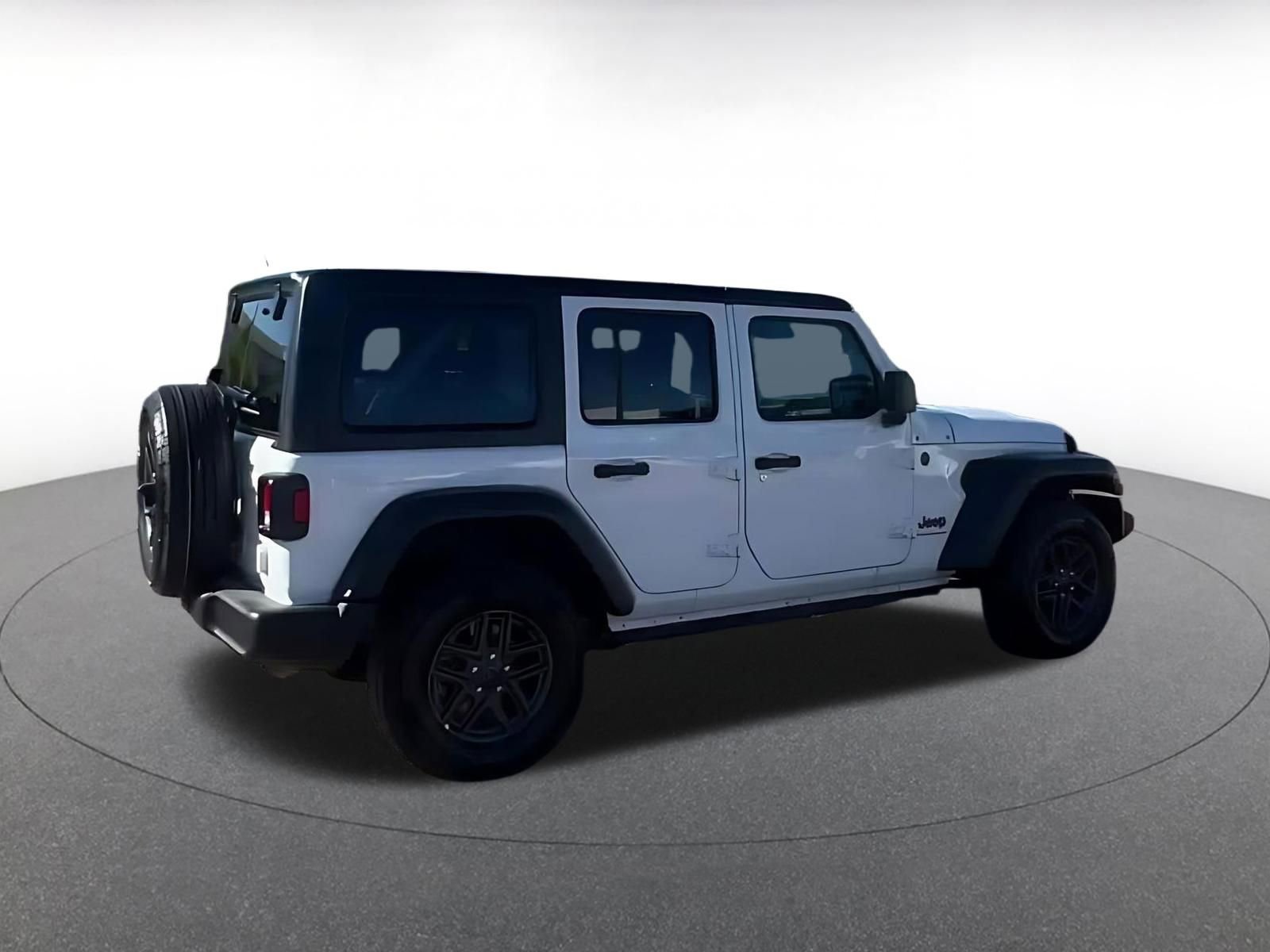 Used 2025 Jeep Wrangler Sport S image 2