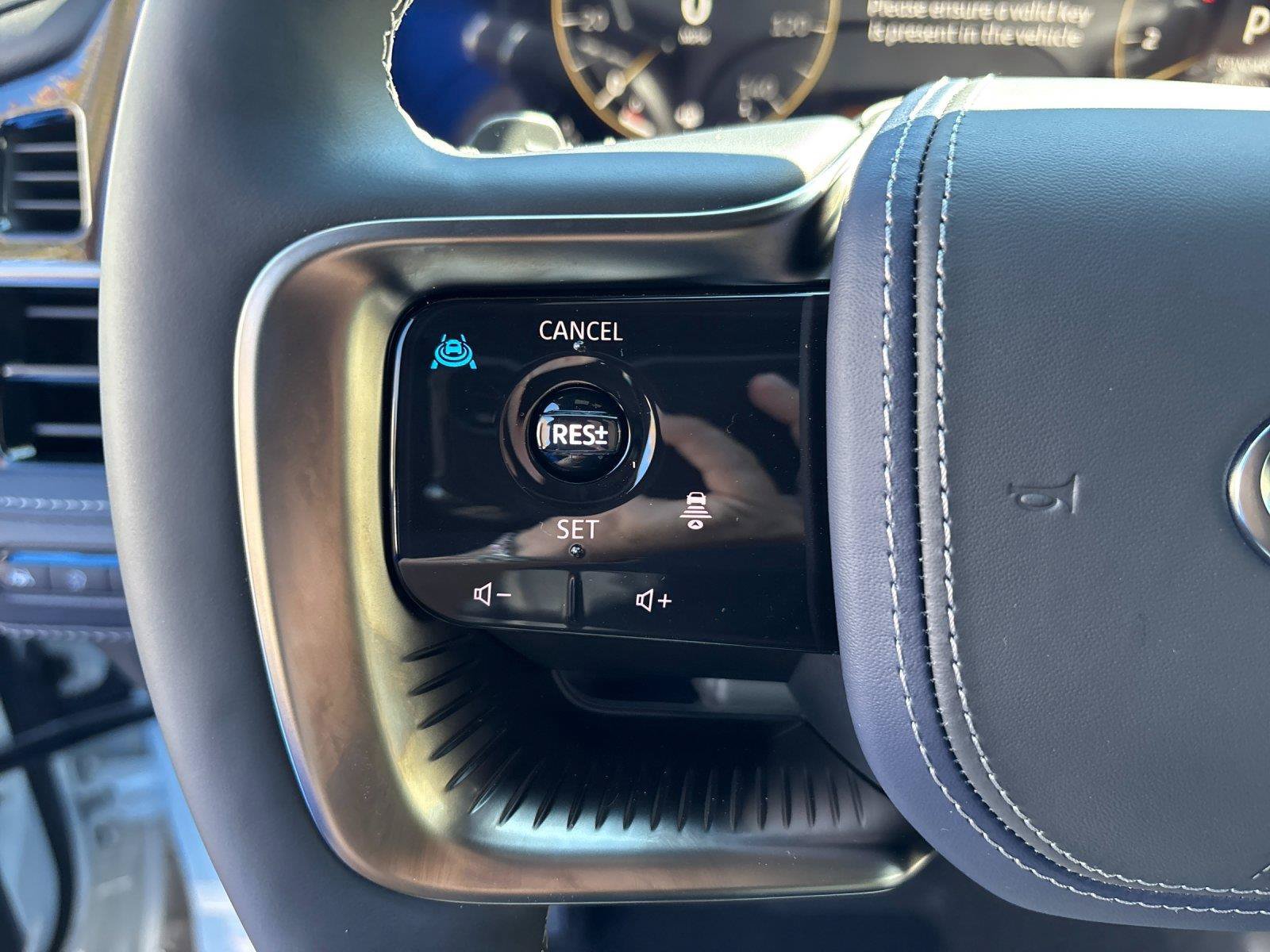 New 2027 INFINITI QX80 Sensory AWD/4WD image 19