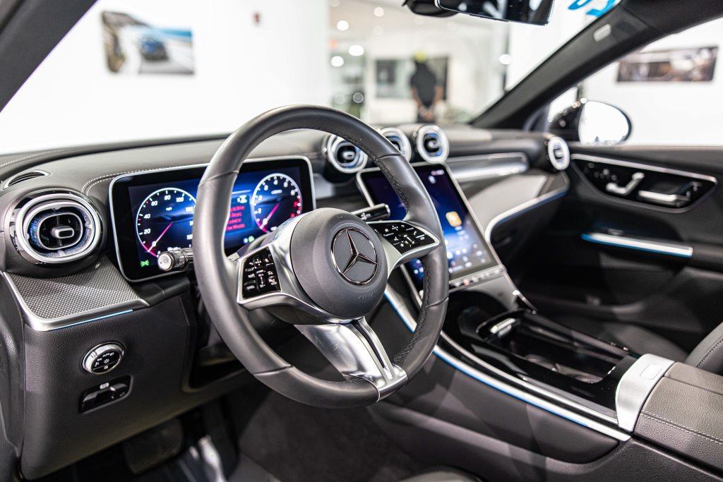 Used 2026 Mercedes-Benz GLC 300 4MATIC image 20