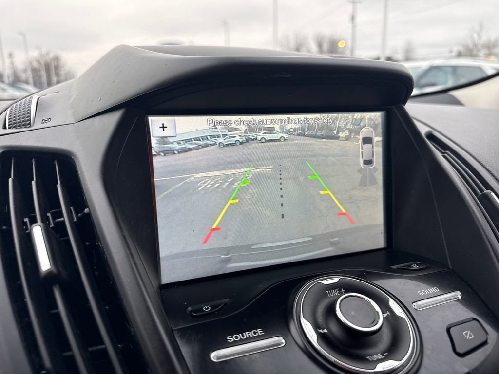 Used 2019 Ford Escape Titanium image 35