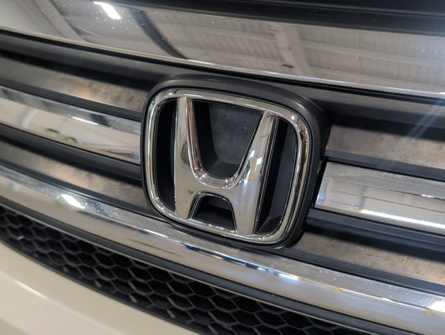 Used 2017 Honda Pilot EX-L image 42