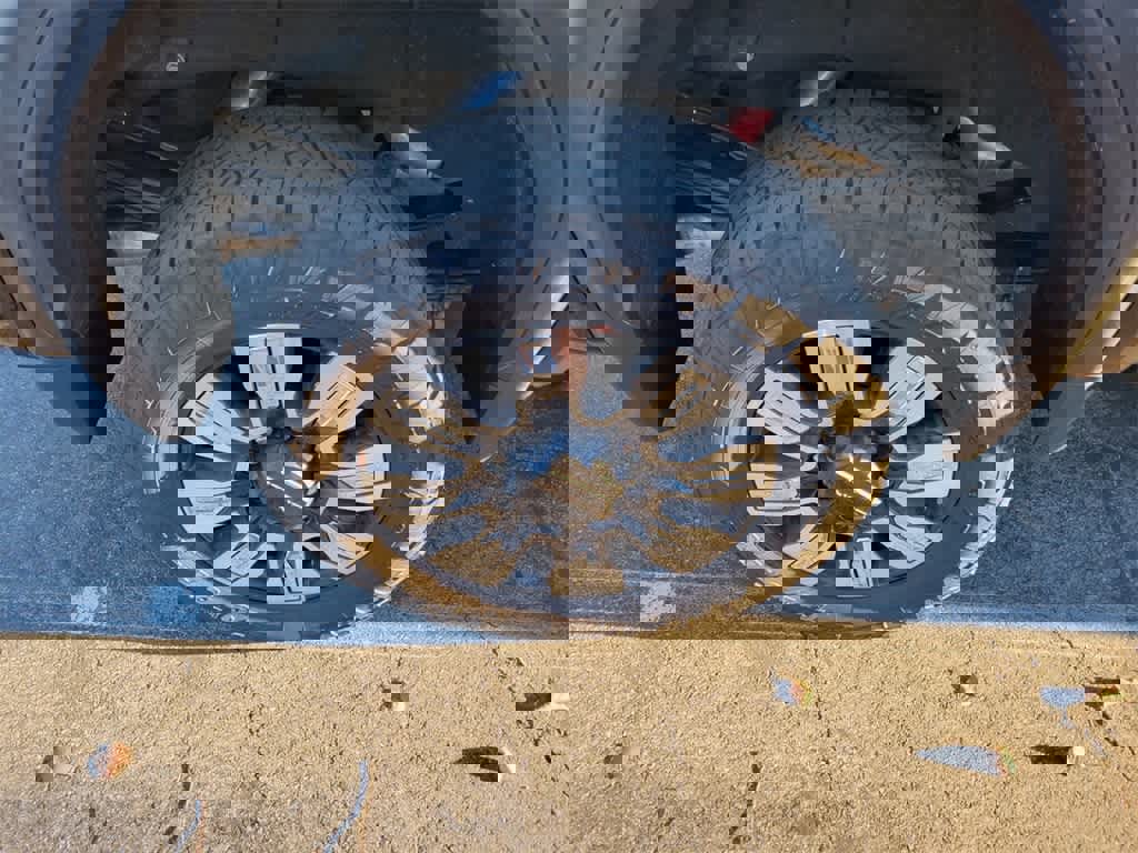 Used 2024 GMC Sierra 2500 Denali w/ Denali Reserve Package image 8