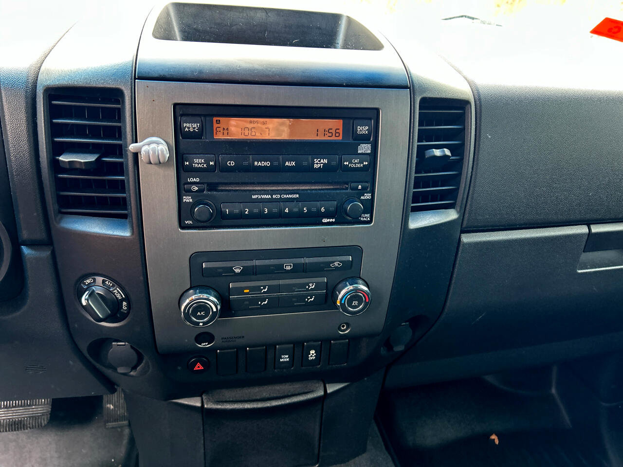 Used 2012 Nissan Titan SV image 13