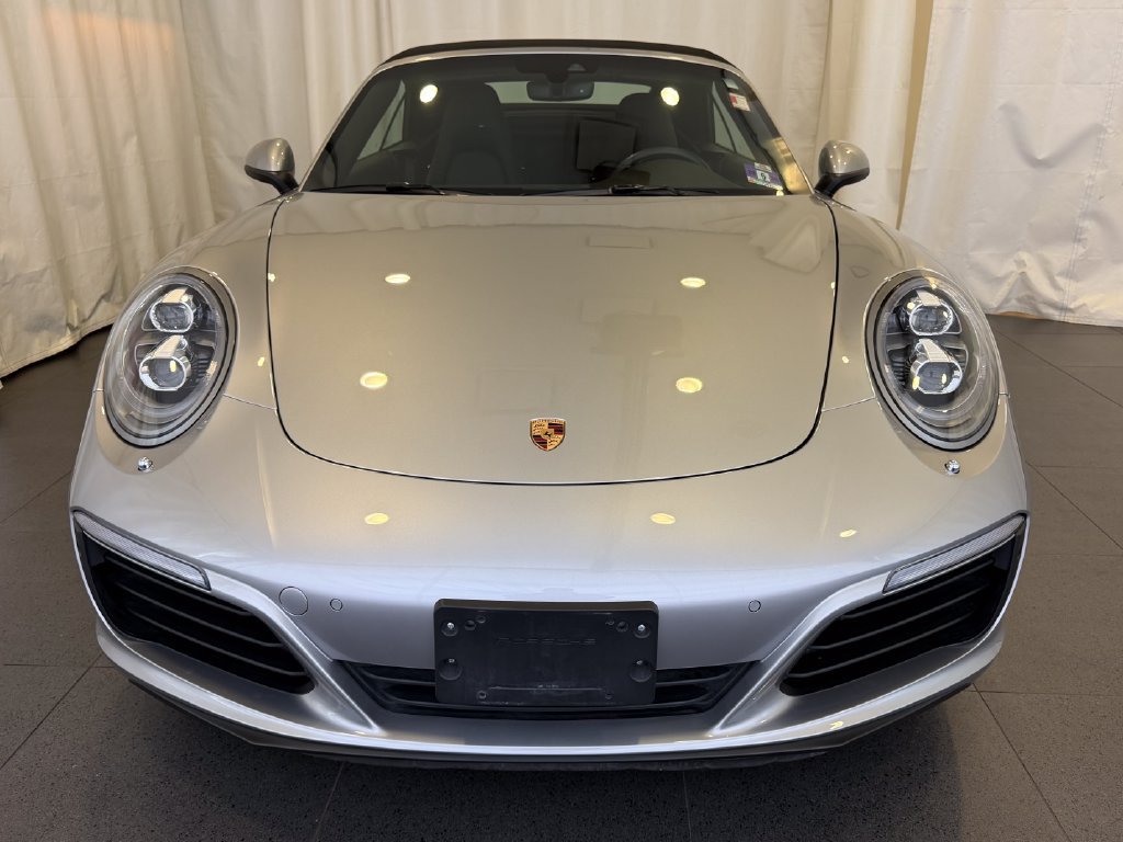 Used 2017 Porsche 911 Carrera RWD image 6