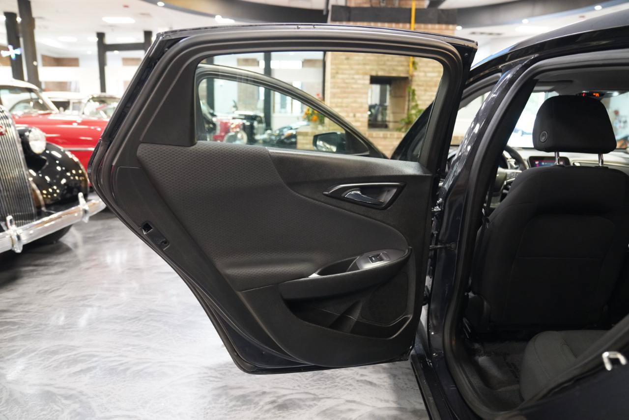 Used 2023 Chevrolet Malibu LT FWD image 21