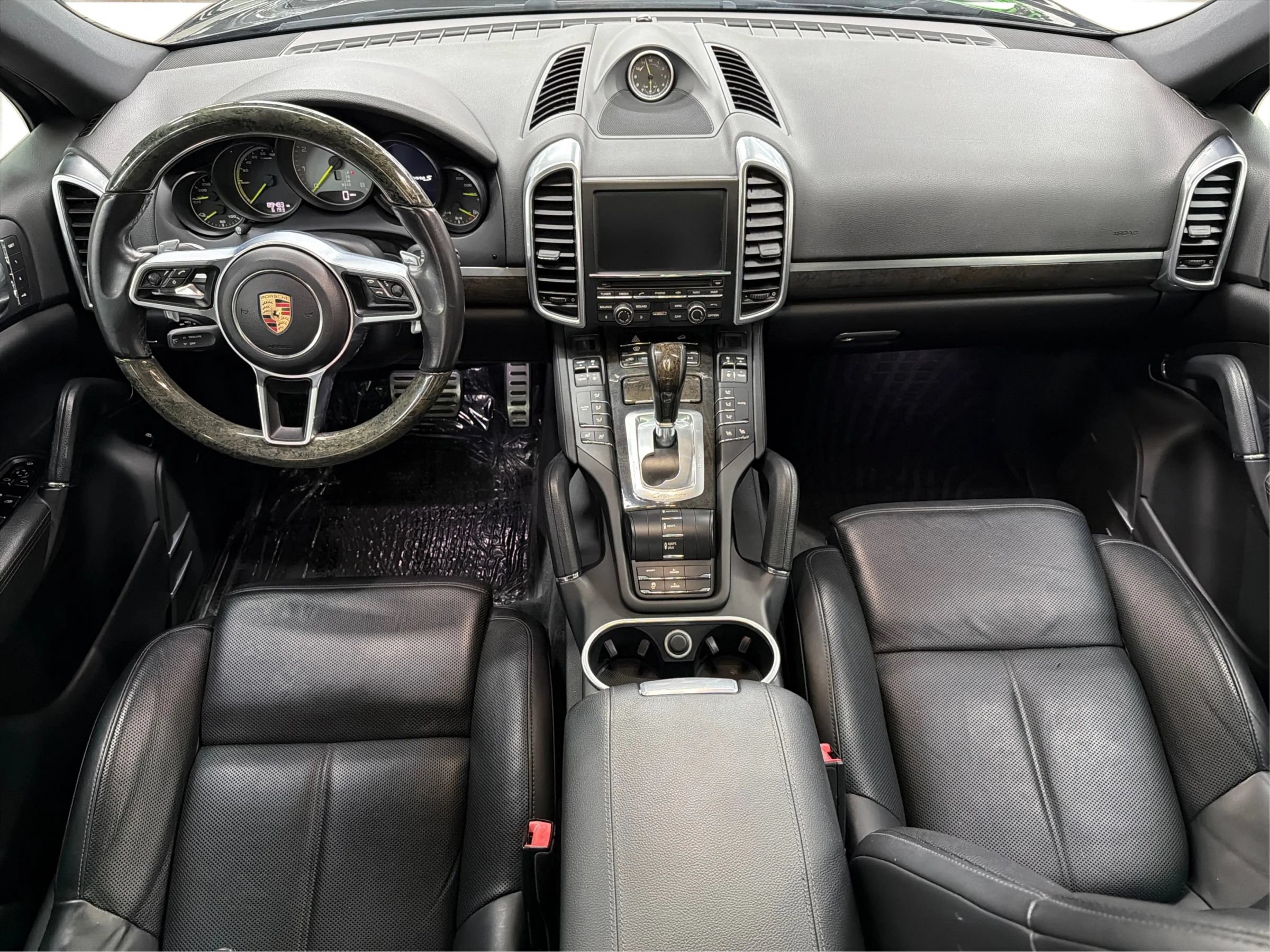 Used 2016 Porsche Cayenne S AWD/4WD image 21