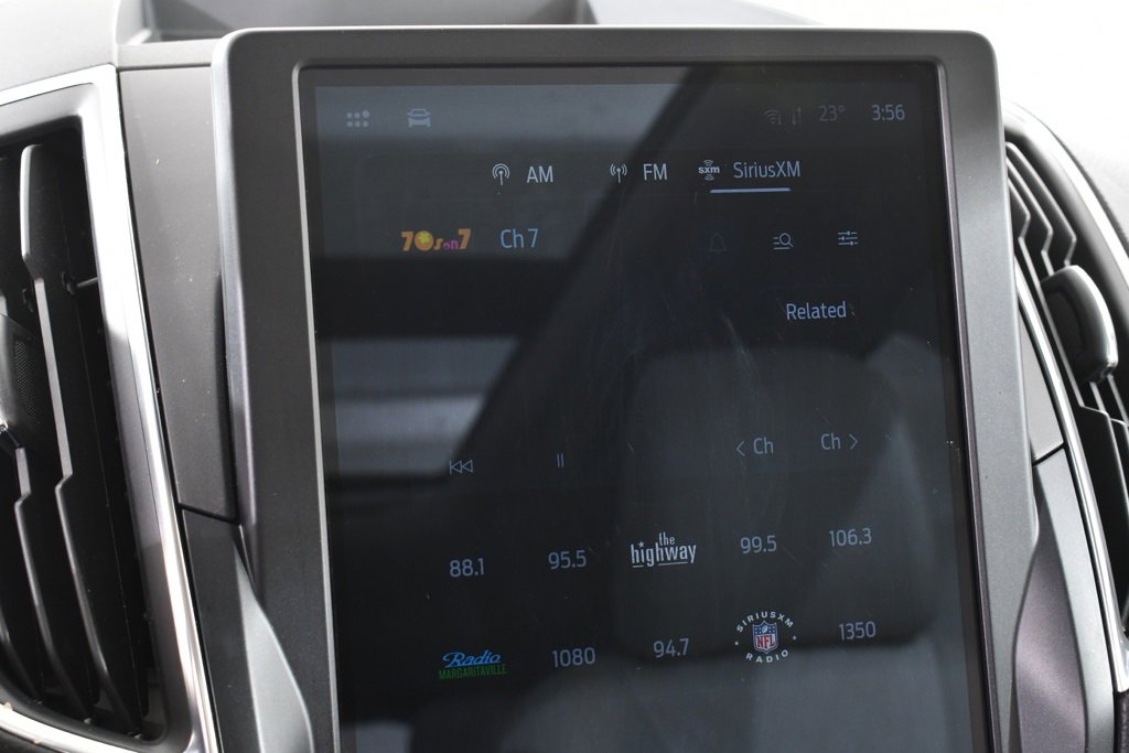 Used 2024 Ford Edge Titanium w/ Titanium Elite Package image 28